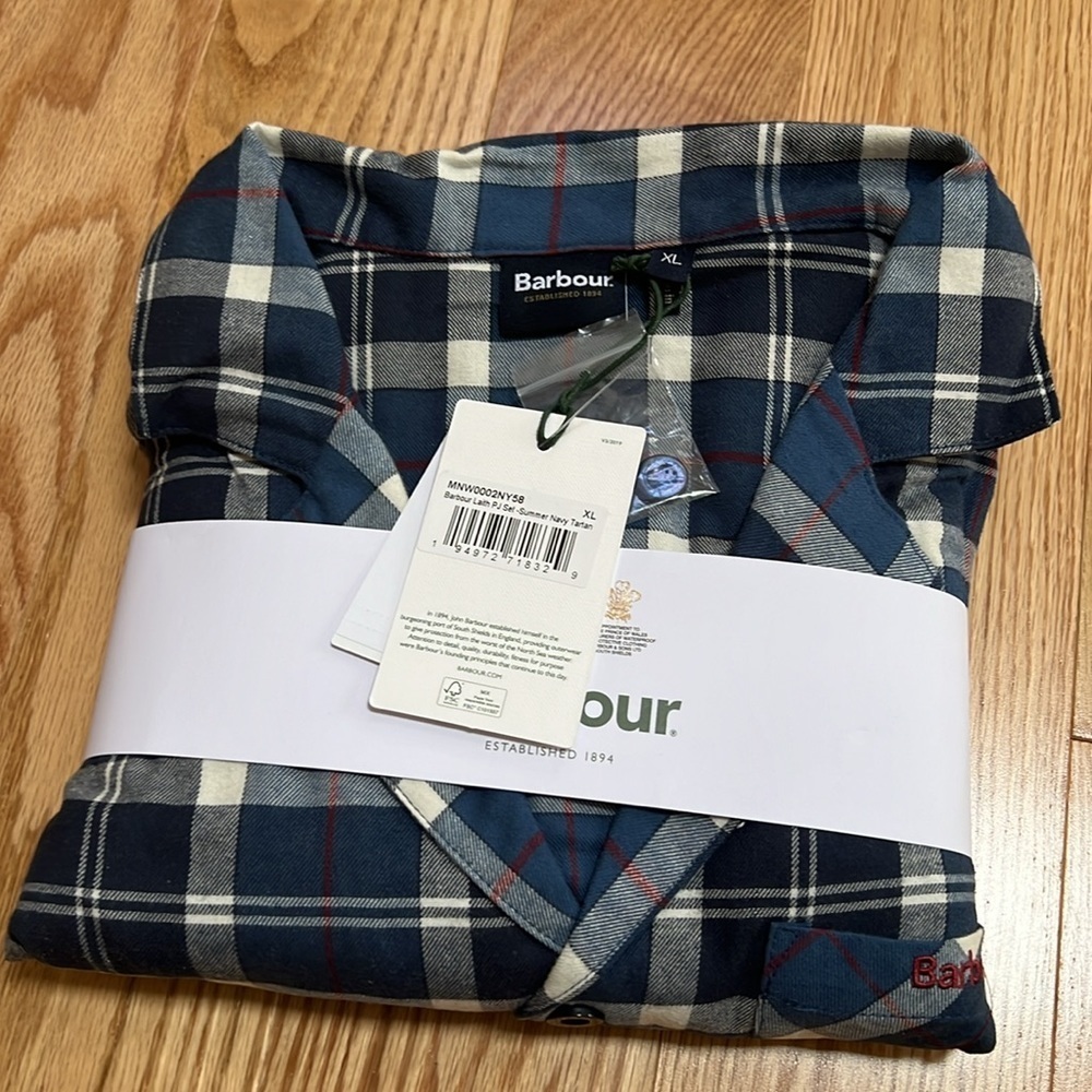 New! Barbour men’s XL summer navy tartan laugh PJ set.